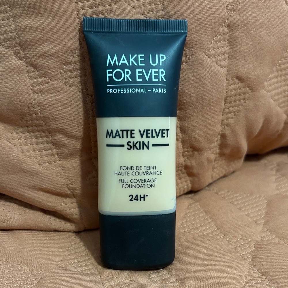 Makeup Forever Matte Velvet Skin Foundation - Y363